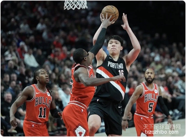 杨翰森2分2篮板1助攻 开拓者遭公牛绝杀