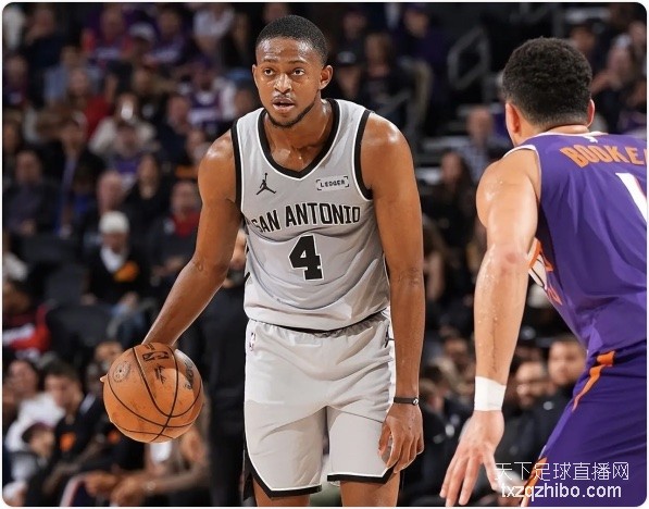 布克24+5+7布鲁克斯25分 太阳擒马刺3连胜