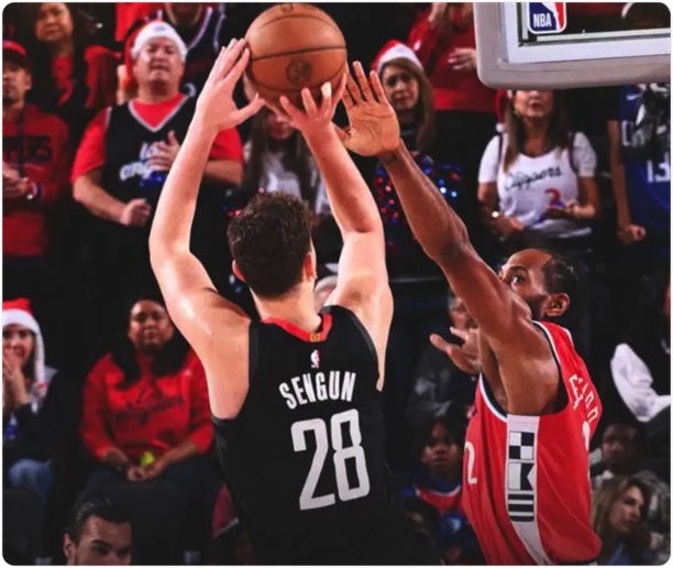 12月24日 NBA常规赛 火箭vs快船 全场录像回放