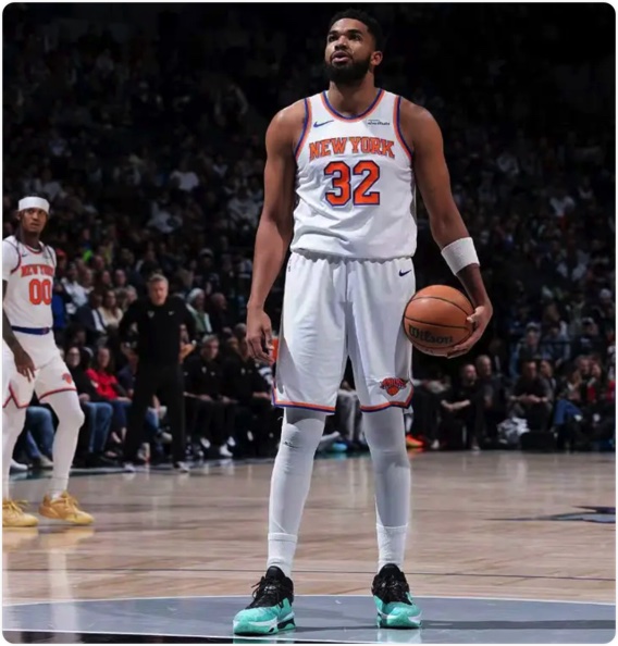 12月24日 NBA常规赛 尼克斯vs森林狼 全场录像回放