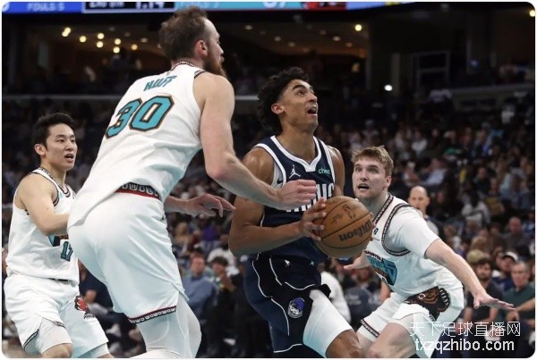 加福德20+7史蒂文斯31分 莫兰特浓眉缺阵灰熊胜独行侠