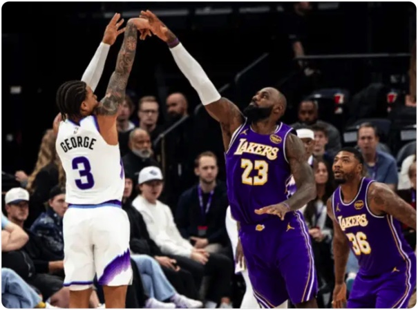 12月19日 NBA常规赛 湖人vs爵士 全场录像回放