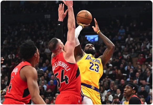 12月05日 NBA常规赛 湖人vs猛龙 全场录像回放