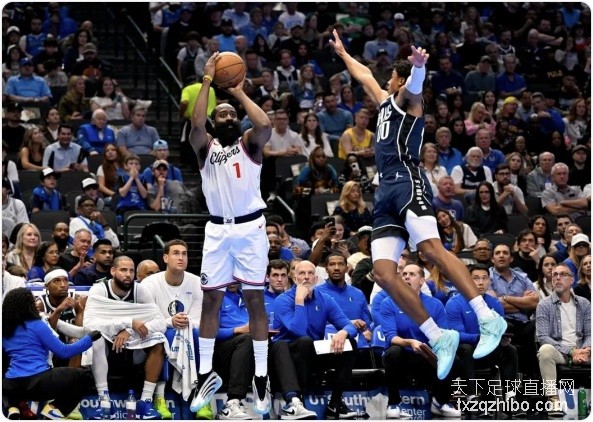 哈登41分14篮板11助攻 快船双加时险胜独行侠