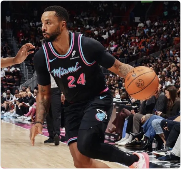 11月30日 NBA常规赛 活塞vs热火 全场录像回放