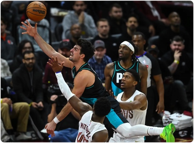 12月04日 NBA常规赛 开拓者vs骑士 全场录像回放