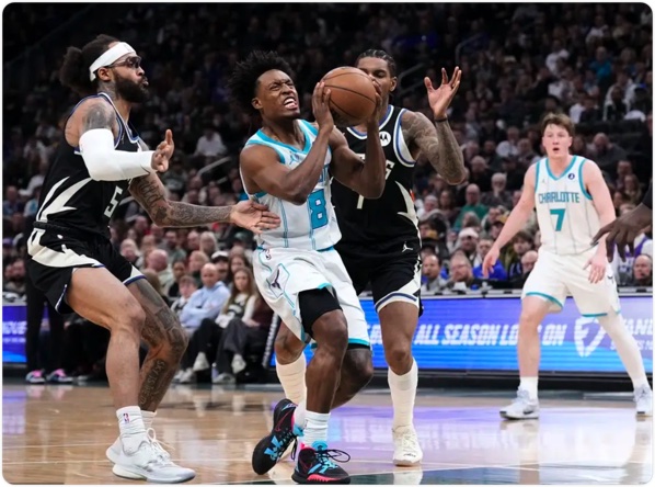 01月03日 NBA常规赛 黄蜂vs雄鹿 全场录像回放