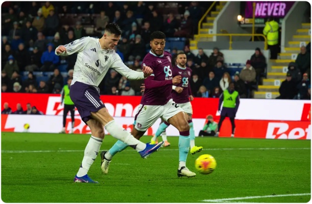 01月08日 英超第21轮 伯恩利vs曼联 全场录像回放