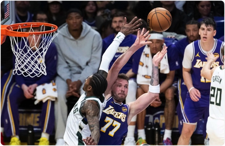 01月10日 NBA常规赛 雄鹿vs湖人 全场录像回放