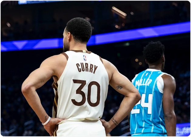 01月18日 NBA常规赛 黄蜂vs勇士 全场录像回放